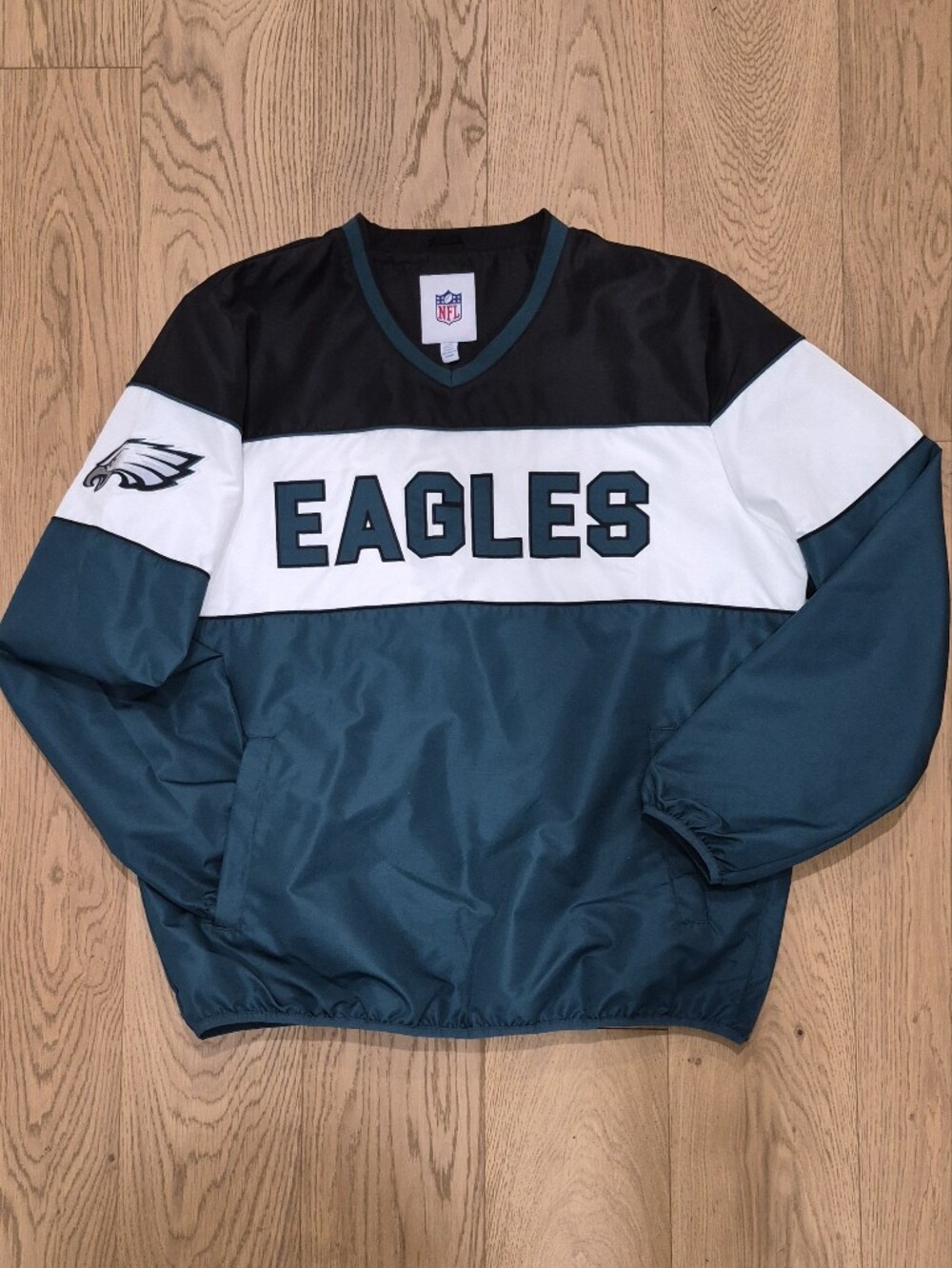 NEW Eagles Pullover Windbreaker